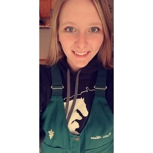 Meet your Posher, Catherine